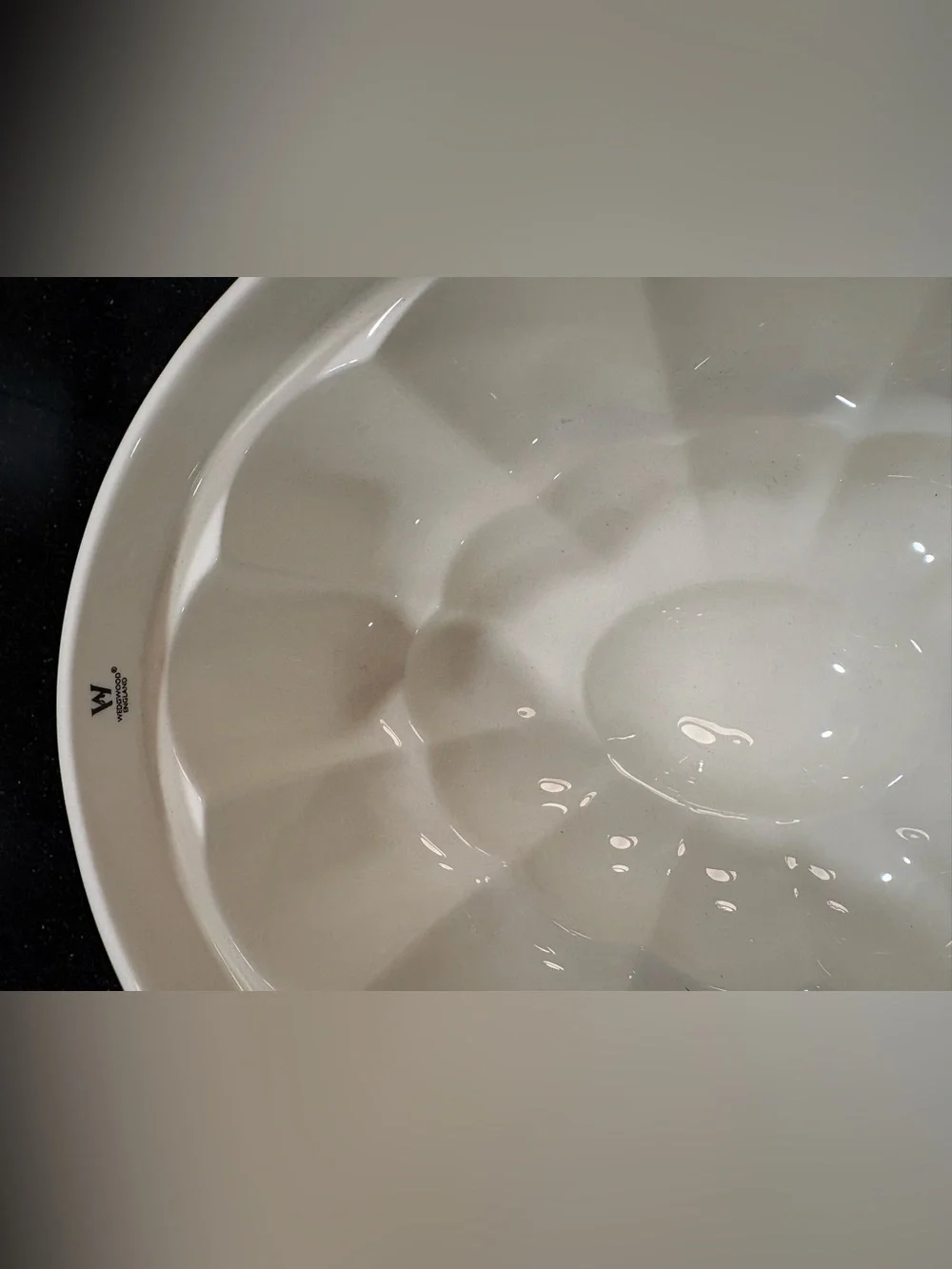 Wedgwood Sarah’s Garden Retired Gelatin Mold